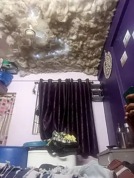 lucyyferr online show from 25, 3, 2026