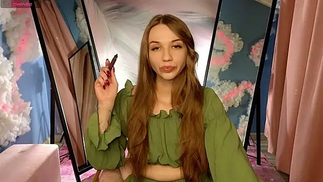 Snapshot of TonyRaymon chatting on 22, 3, 2026 TonyRaymon online show from 22, 3, 2026