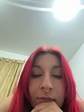 Snapshot of Amelie-RedHoney chatting on 11, 5, 2026 Amelie-RedHoney online show from 11, 5, 2026