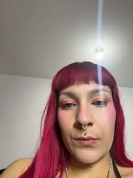 Snapshot of Amelie-RedHoney chatting on 15, 6, 2026 Amelie-RedHoney online show from 15, 6, 2026