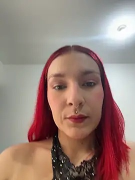 Snapshot of Amelie-RedHoney chatting on 19, 4, 2026 Amelie-RedHoney online show from 19, 4, 2026