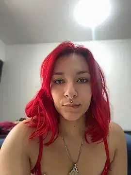 Snapshot of Amelie-RedHoney chatting on 12, 4, 2026 Amelie-RedHoney online show from 12, 4, 2026