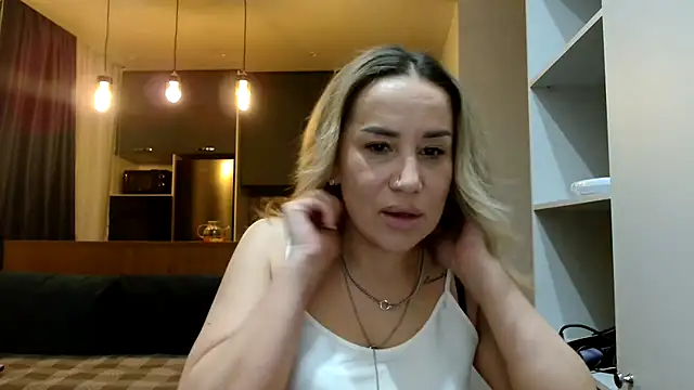 Snapshot of Kasara_Bonny chatting on 23, 3, 2026 Kasara Bonny online show from 23, 3, 2026