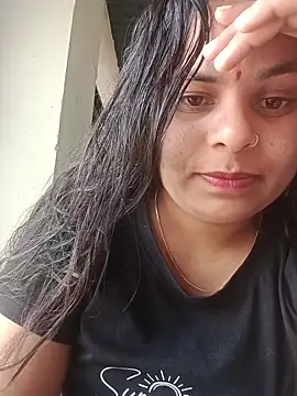 Snapshot of sunnyy_leone chatting on 23, 3, 2026 sunnyy leone online show from 23, 3, 2026