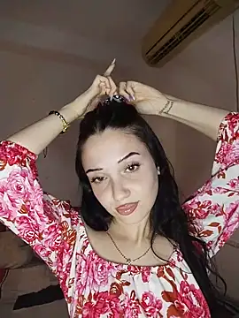 Snapshot of icedrosemarye chatting on 16, 5, 2026 icedrosemarye online show from 16, 5, 2026