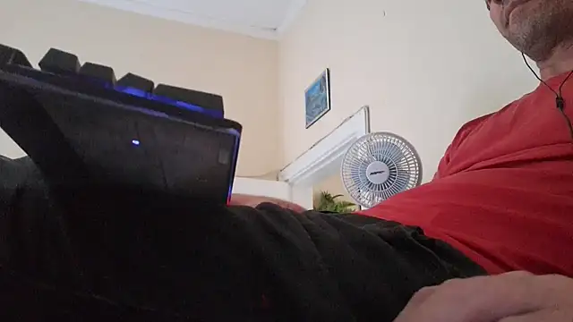 Sueliton2 online show from 31, 3, 2026