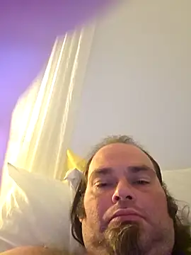 Snapshot of RickErtler chatting on 17, 6, 2026 RickErtler online show from 17, 6, 2026