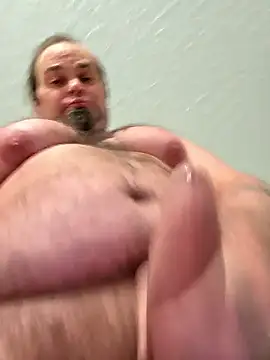 Snapshot of RickErtler chatting on 22, 4, 2026 RickErtler online show from 22, 4, 2026