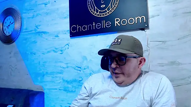 maximo daddy online show from 19, 4, 2026