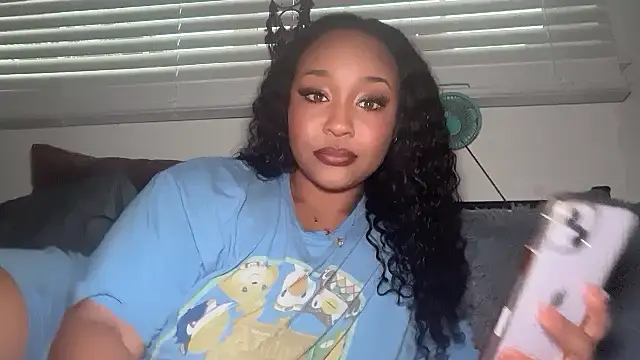 Yourmommysilk online show from 29, 3, 2026