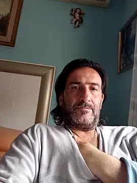 Snapshot of DanTrov79 chatting on 3, 5, 2026 DanTrov79 online show from 3, 5, 2026