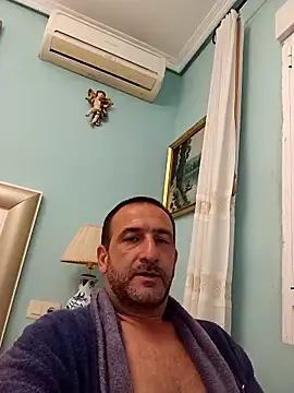 Snapshot of DanTrov79 chatting on 24, 5, 2026 DanTrov79 online show from 24, 5, 2026