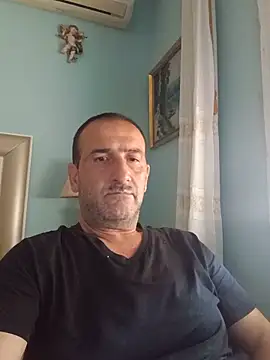 Snapshot of DanTrov79 chatting on 15, 5, 2026 DanTrov79 online show from 15, 5, 2026