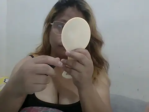PinayChristine online show from 30, 6, 2026