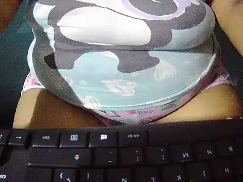 Curvy rosse online show from 27, 3, 2026