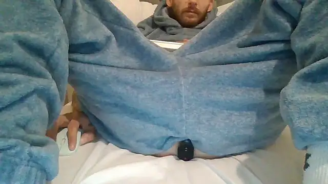 feetlovrr94 online show from 3, 5, 2026