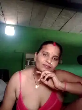 Snapshot of Shivani09900 chatting on 15, 6, 2026 Shivani09900 online show from 15, 6, 2026