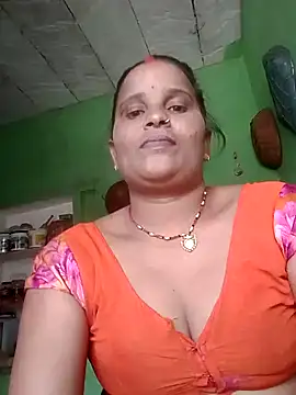 Snapshot of Shivani09900 chatting on 5, 6, 2026 Shivani09900 online show from 5, 6, 2026