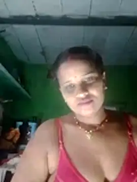 Snapshot of Shivani09900 chatting on 4, 7, 2026 Shivani09900 online show from 4, 7, 2026