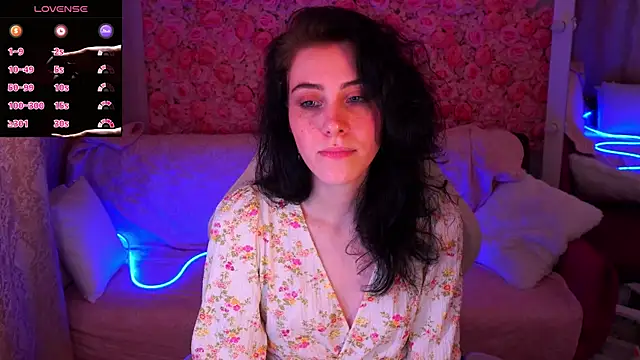 CurleyBlueEyes online show from 24, 3, 2026