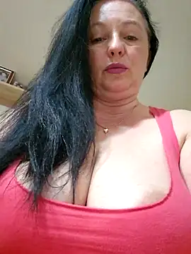 Snapshot of angelicalov chatting on 6, 5, 2026 angelicalov online show from 6, 5, 2026