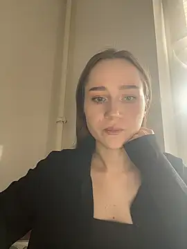 Mary Smitty online show from 25, 3, 2026