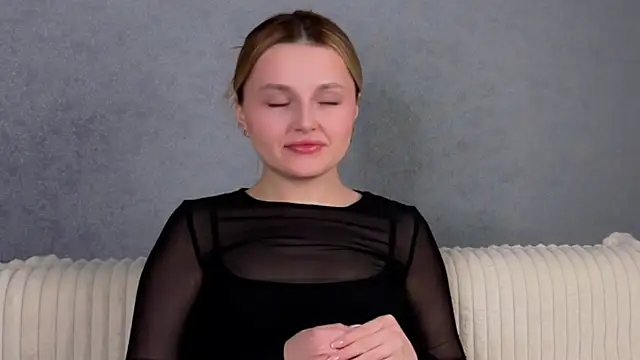 LorriMonz online show from 29, 3, 2026