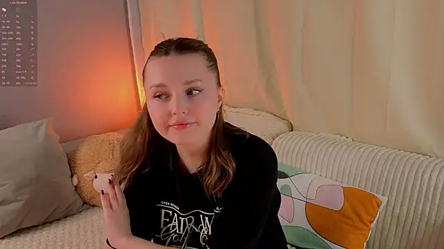 LorriMonz online show from 12, 6, 2026