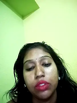 bannerjeesneha20 online show from 3, 5, 2026