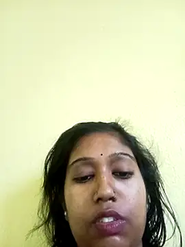 bannerjeesneha20 online show from 25, 4, 2026