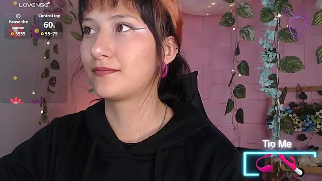 eyes moonn online show from 28, 3, 2026