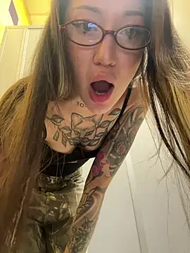 Snapshot of SaintSquirt chatting on 30, 6, 2026 SaintSquirt online show from 30, 6, 2026