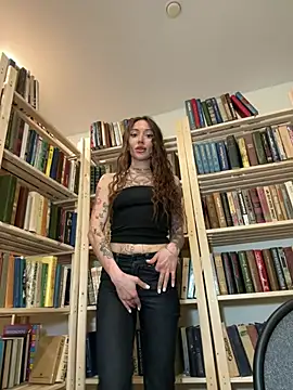 SaintSquirt online show from 9, 5, 2026