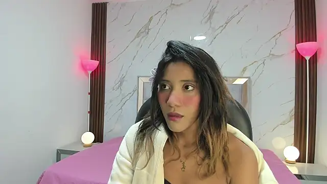 EsperanzaMora online show from 18, 4, 2026