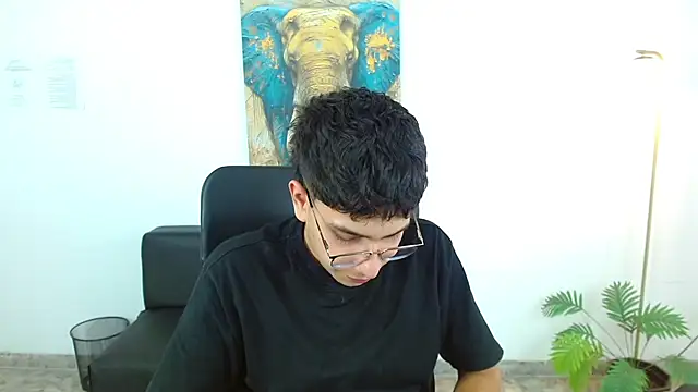 maax 18 online show from 24, 3, 2026