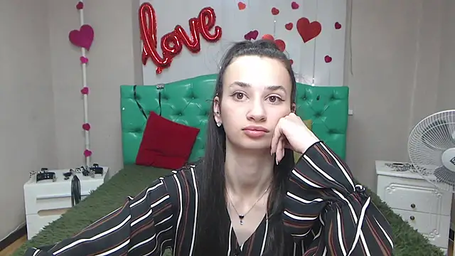 Snapshot of Je55icaBreeze chatting on 28, 5, 2026 Je55icaBreeze online show from 28, 5, 2026