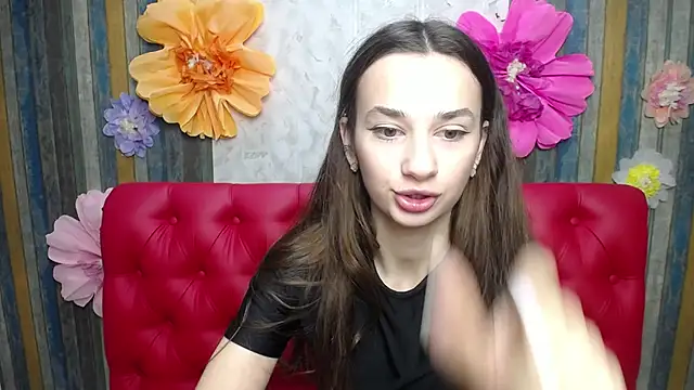 Je55icaBreeze online show from 5, 4, 2026