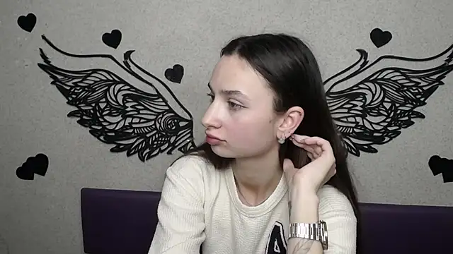 Je55icaBreeze online show from 24, 3, 2026