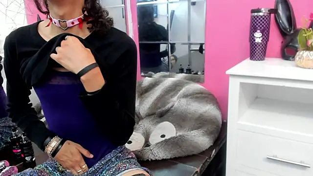 vannellope roberts online show from 7, 4, 2026