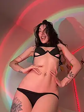 GiannaMagari  online show from 19, 6, 2026