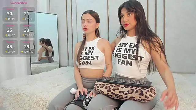 twodesiresary online show from 22, 4, 2026