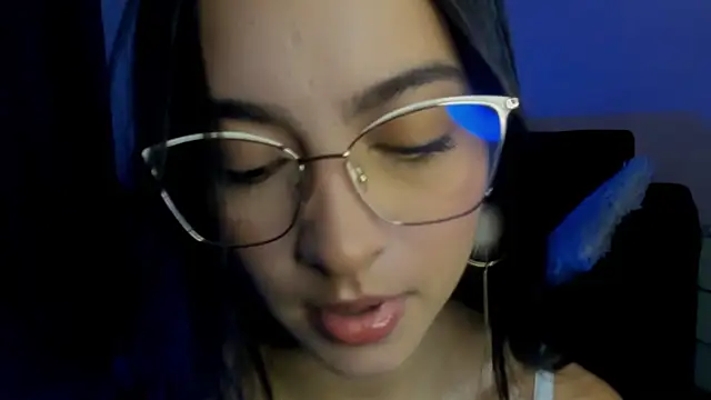 Daphne Rosse online show from 13, 4, 2026