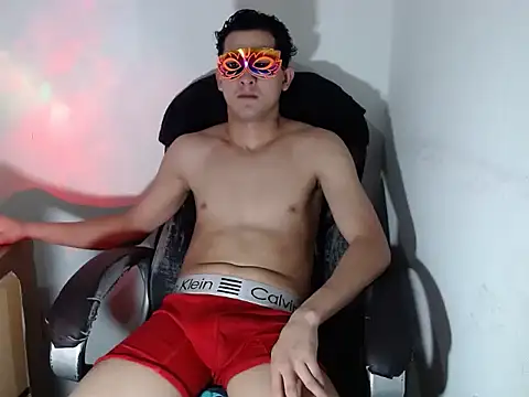 Snapshot of SexyboyHot2000 chatting on 14, 5, 2026 SexyboyHot2000 online show from 14, 5, 2026