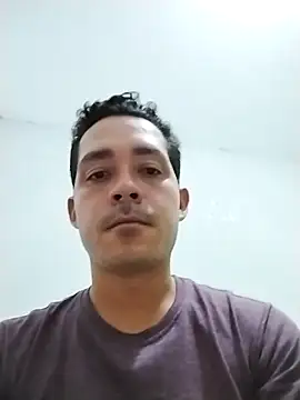 Snapshot of Gabriel_leon33 chatting on 3, 5, 2026 Gabriel leon33 online show from 3, 5, 2026