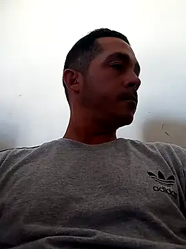 Snapshot of Gabriel_leon33 chatting on 25, 3, 2026 Gabriel leon33 online show from 25, 3, 2026