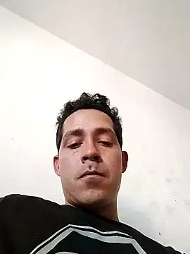 Snapshot of Gabriel_leon33 chatting on 8, 5, 2026 Gabriel leon33 online show from 8, 5, 2026