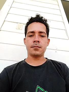 Snapshot of Gabriel_leon33 chatting on 11, 5, 2026 Gabriel leon33 online show from 11, 5, 2026