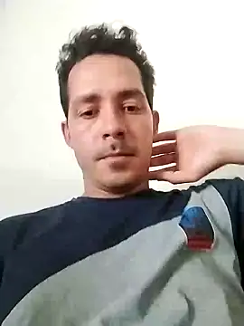 Snapshot of Gabriel_leon33 chatting on 6, 5, 2026 Gabriel leon33 online show from 6, 5, 2026