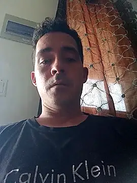 Snapshot of Gabriel_leon33 chatting on 6, 4, 2026 Gabriel leon33 online show from 6, 4, 2026