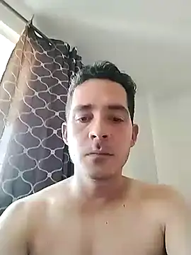 Snapshot of Gabriel_leon33 chatting on 11, 4, 2026 Gabriel leon33 online show from 11, 4, 2026